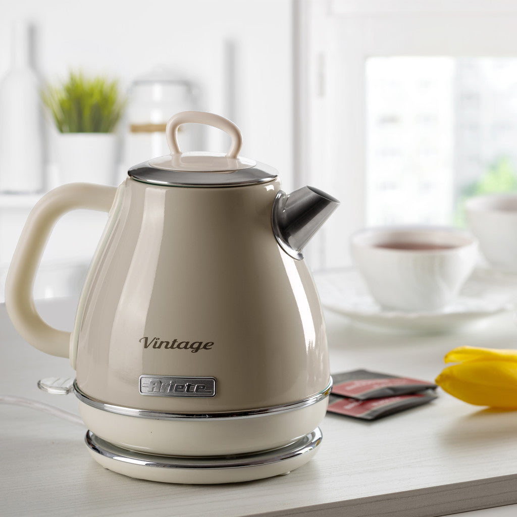 Ariete Vintage Electric Kettle 1.7L – Blue, Beige & Green
